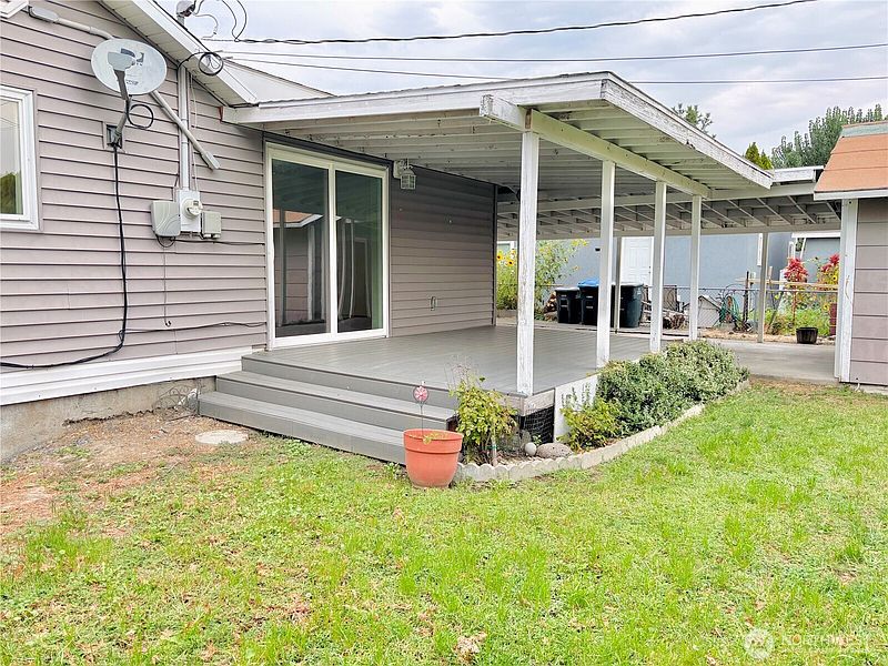 4th image of 2207 W Spruce Street