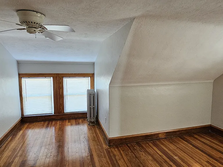 16109 Clifton Blvd #16109 — Photo 17