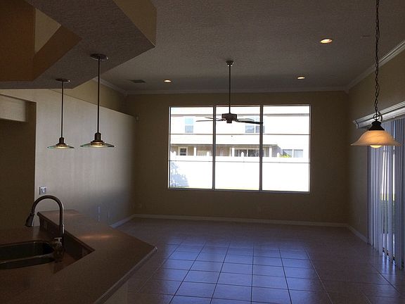5th image of 18075 Thornhill Grand Cir