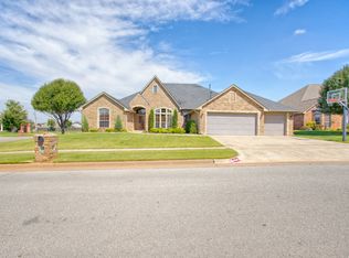 9609 SW 30th St, Oklahoma City, OK 73179