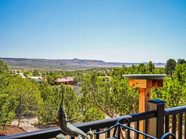6535 Tsetyat St, Cochiti Lake, NM 87083