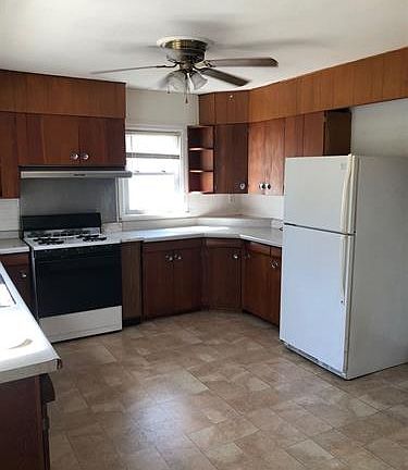 4th image of 725 Kingsley Dr