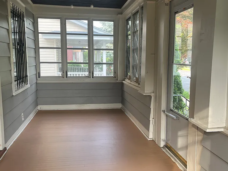 66 Milton St — Photo 8