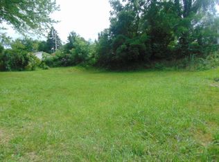 105 Thomas St, Fayetteville, WV 25840