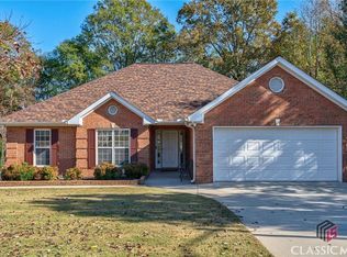 280 Woodgrove Dr, Athens, GA 30605