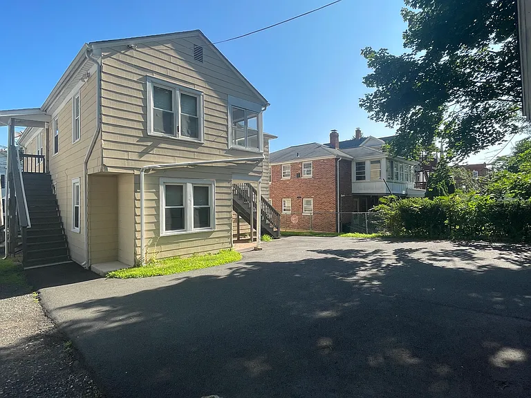 51 Spring St #1R — Photo 5