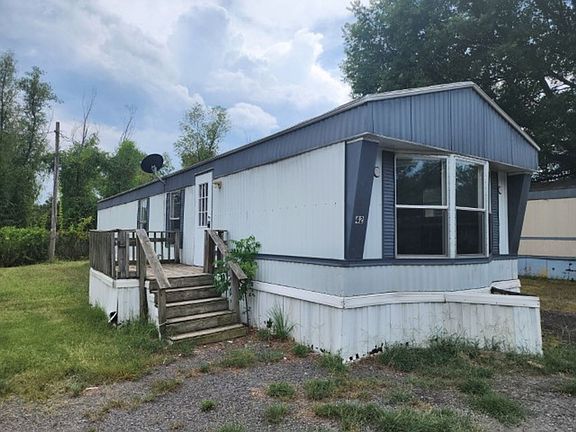 2nd image of 42 Wilma Ln