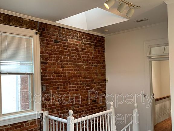 5th image of 2501 Kensington Ave APT A