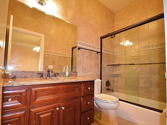 2nd image of 316 Locust Ave #1