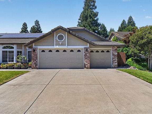 2nd image of 9492 Porto Rosa Dr