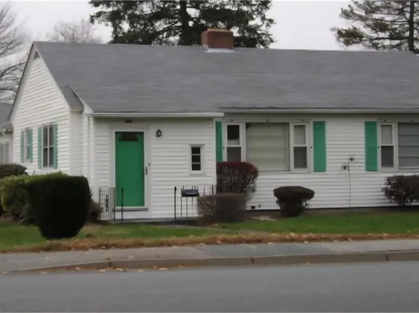 839 Greenwich Ave, Warwick, RI 02886