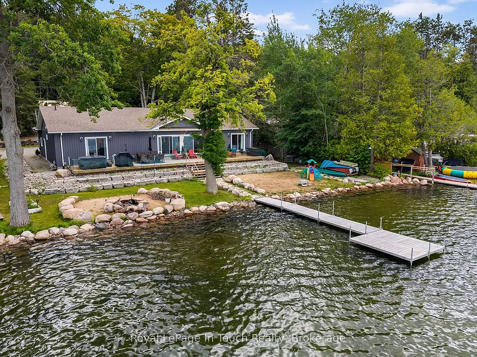 86 Andrew Dr