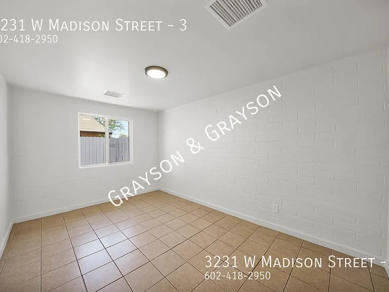 3231 W Madison St #3 — Photo 17