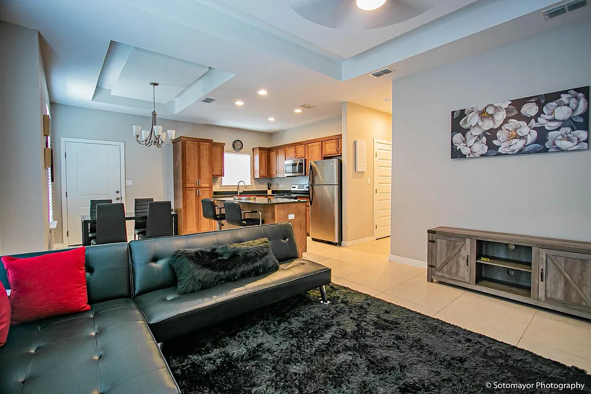 Unit Photo - 3103 Sabercat Ave #3