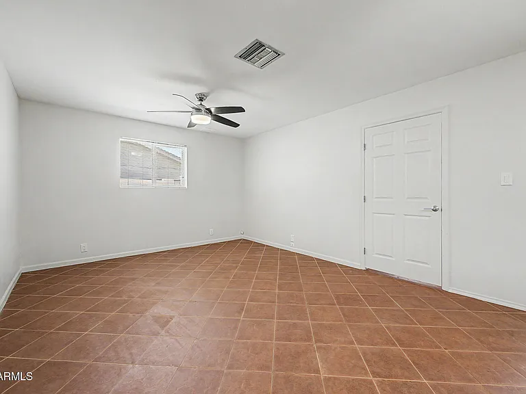 3910 E Shangri La Rd — Photo 8