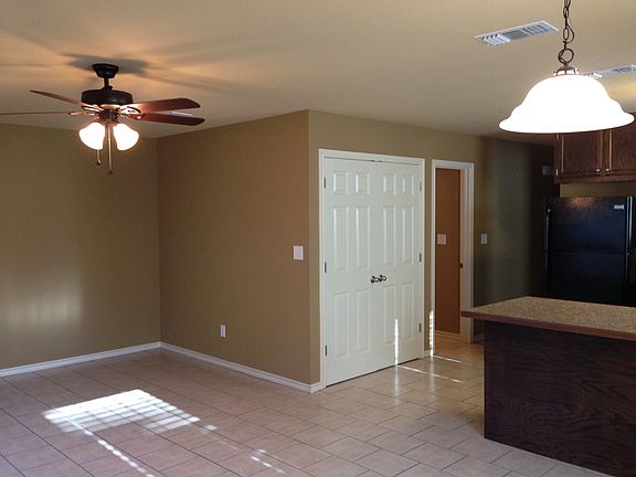 4th image of 1008 E 15th St