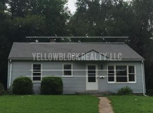 216 W 90th St, Kansas City, MO 64114