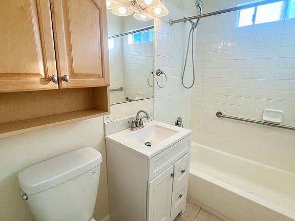 5th image of 116 Palm Ave APT 7