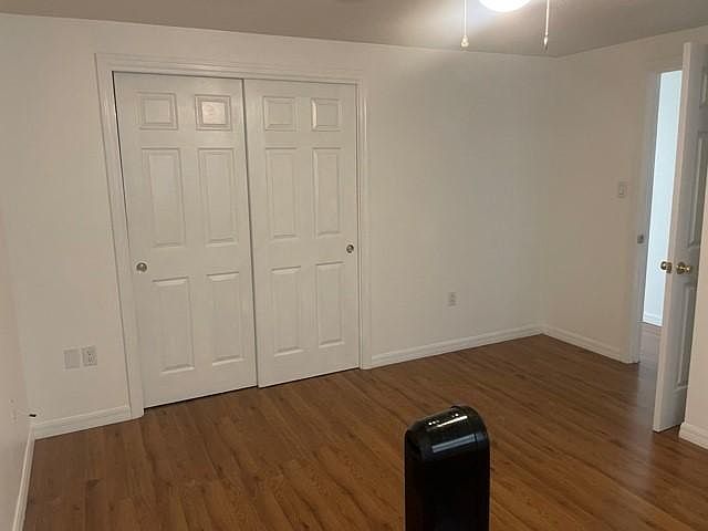 1st image of 2466 Bay St