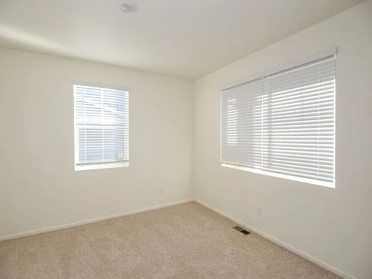 6818 Gateway Crossing St — Photo 12