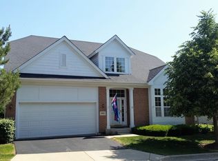 1888 Olympic Dr, Vernon Hills, IL 60061