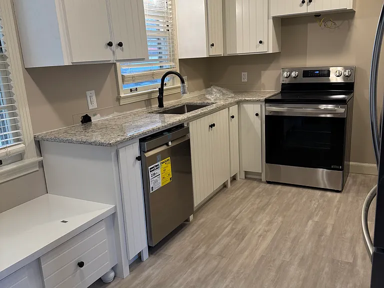 115 Battle Ave — Photo 11