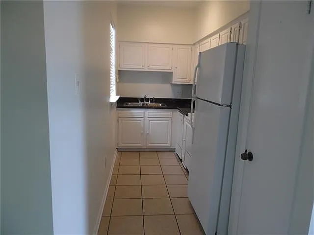 1 bed, 1.0 bath, 550 sqft, $1,100 — Photo 4