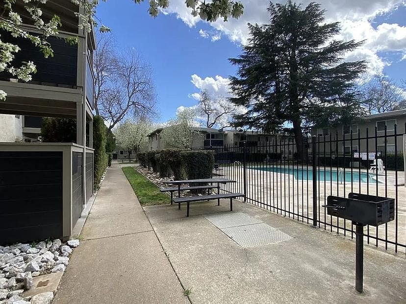 Menlo Pointe Apartments 120 Menlo Way Chico, CA Zillow