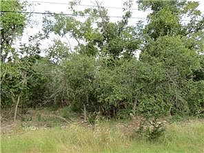 2nd image of 6819 N Lakewoods Dr