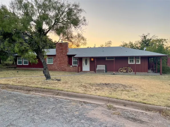 1418 Park Dr, Cisco, TX 76437