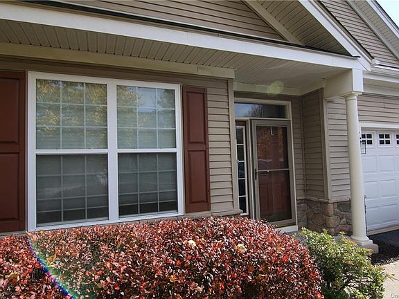 2nd image of 52 Jasmine Dr