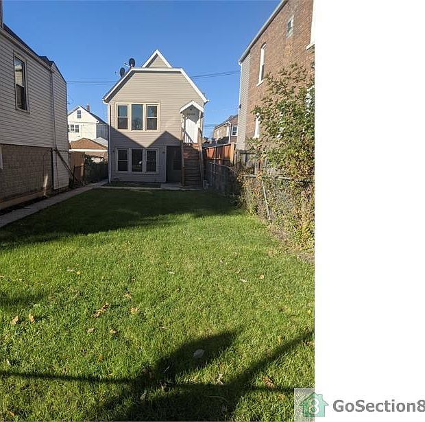 1st image of 4242 S Maplewood Ave #2