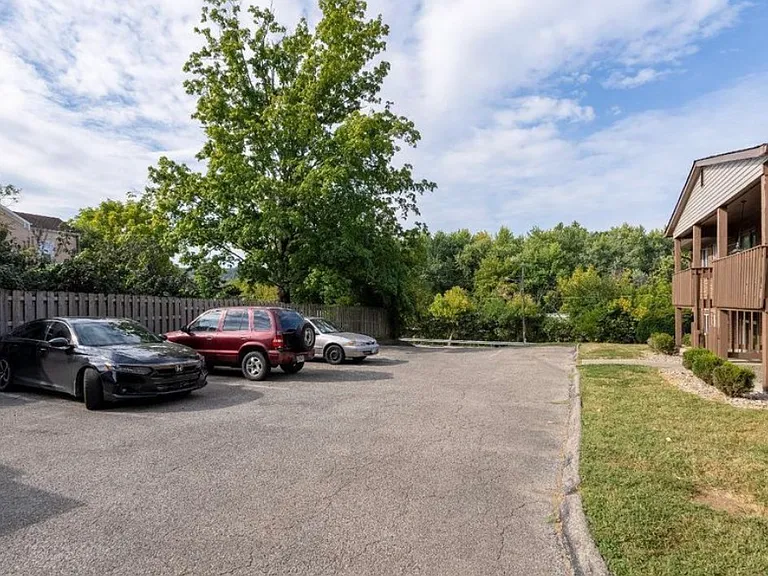 6626 River Rd #2 — Photo 2