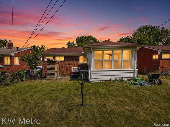 2nd image of 22011 Whitmore St