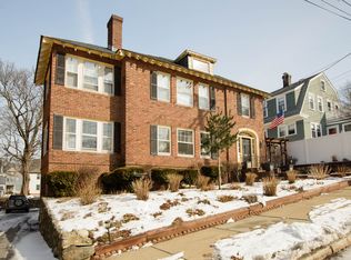 16 Mount Vernon St #1, Melrose, MA 02176