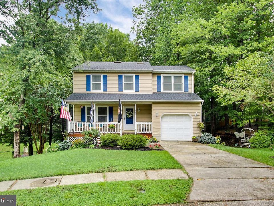 1st image of 393 Kiltie Ct