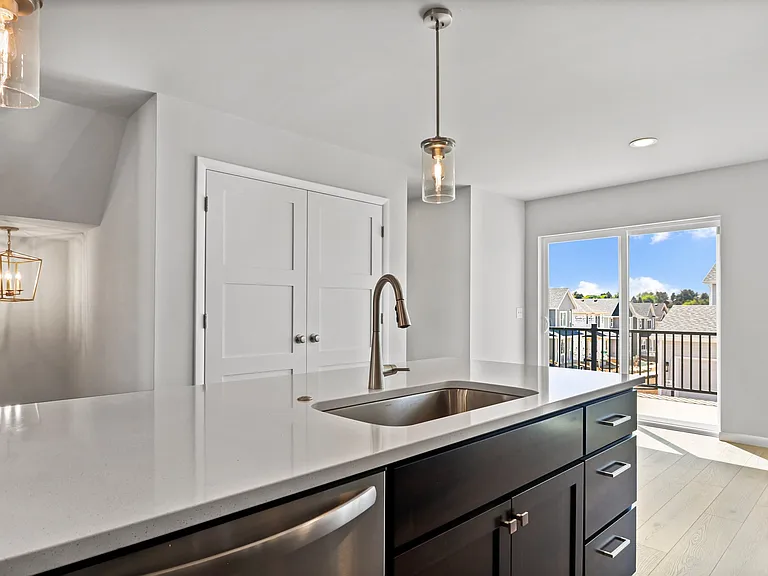 534 Lone Oak Ln — Photo 13