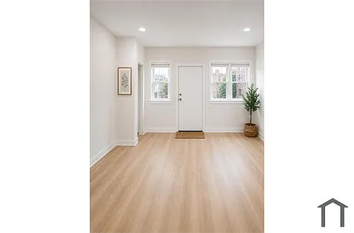 185 Cowles St Photo 1