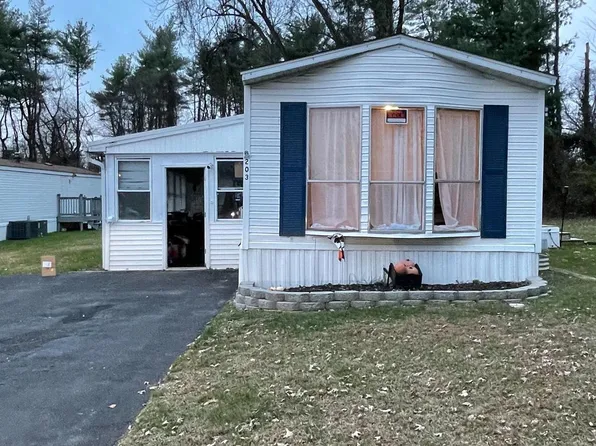 203 Shorewind Rd #203, Bear, DE 19701