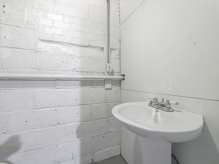 4603 Guilford Pl — Photo 34