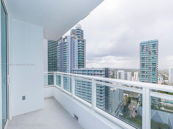 4th image of 1080 Brickell Ave Unit 1507
