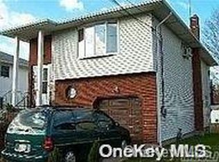 990 N Fletcher Ave, Valley Stream, NY 11580