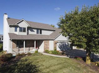 12017 Orchard Pl, Fort Wayne, IN 46845