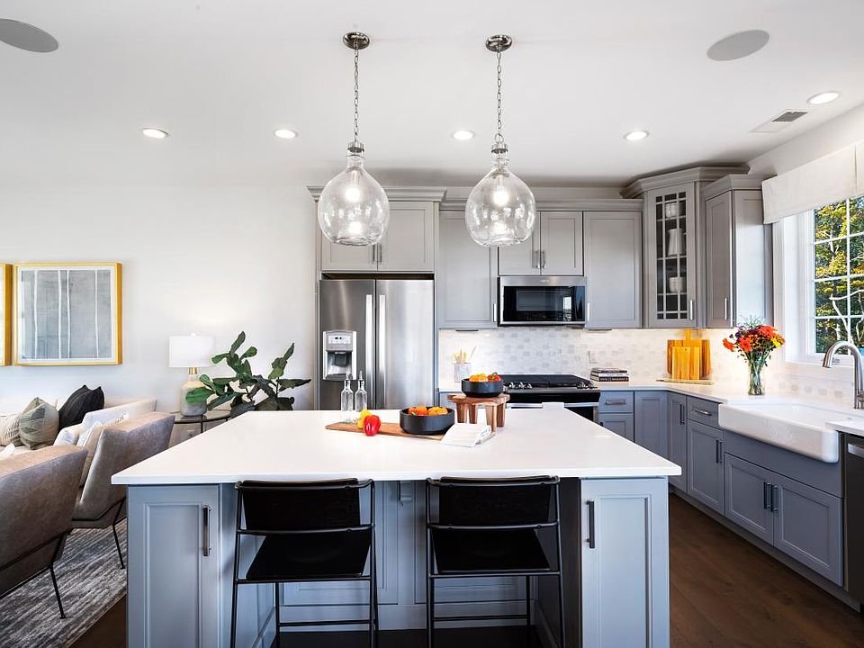 Enjoy this beautiful Ansford Home