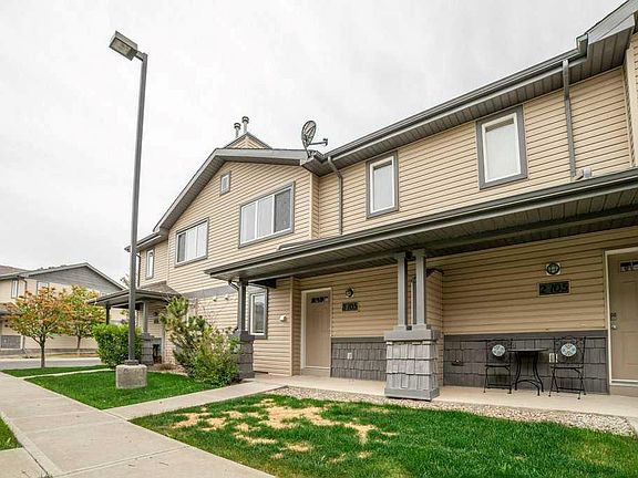 3rd image of 105 S Silkstone Rd W #3