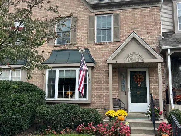 204 Victoria Ct #105, Kennett Square, PA 19348