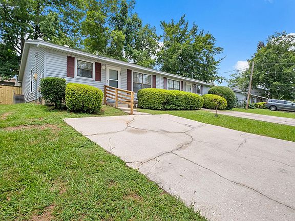 5th image of 1624 Willow Bend Way #A