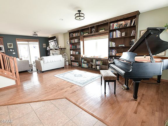 4th image of 5759 W Prairiewood Dr