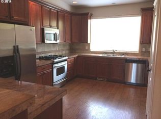 9954 SE Old Town Ct, Happy Valley, OR 97086
