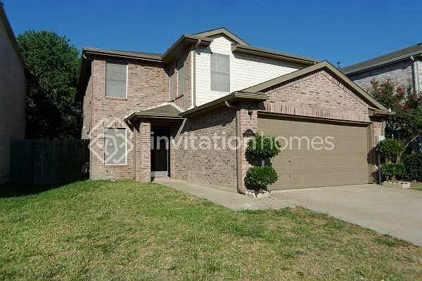 2040 Cardinal Ln — Photo 1